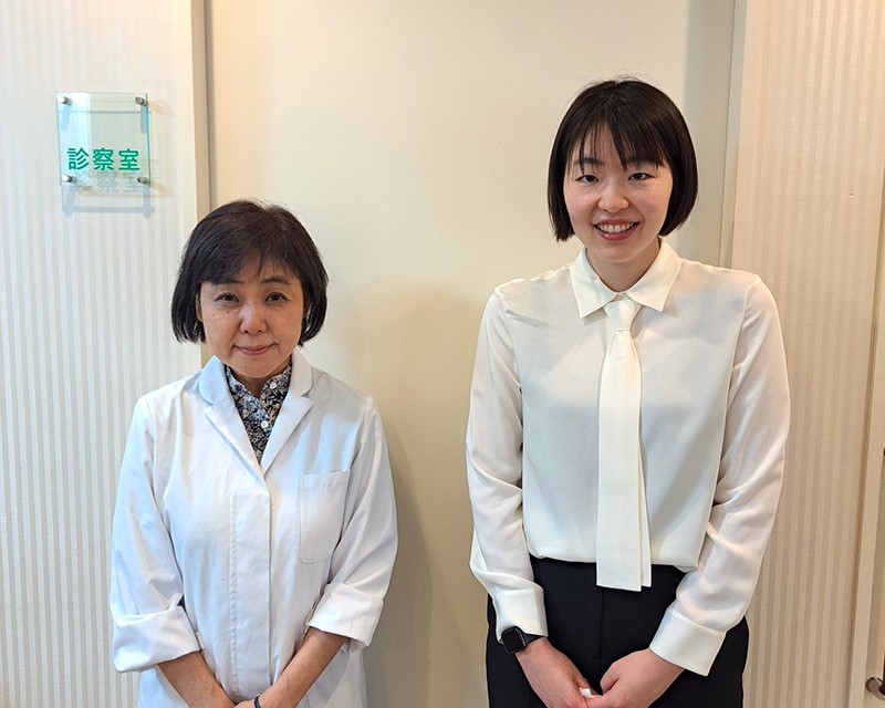 写真左:大野 ますみ 先生 (大野皮フ科クリニック)
写真右:井上 形成外科副部長