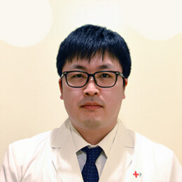 呼吸器外科副部長　中尾啓太