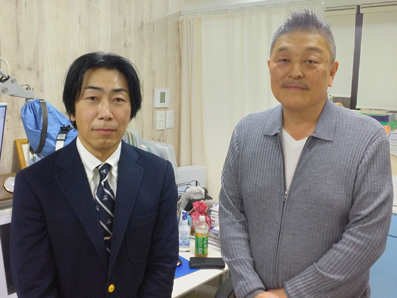 写真右：緒方 哲郎 先生（山王耳鼻咽喉科）
写真左：近藤 耳鼻咽喉科副部長