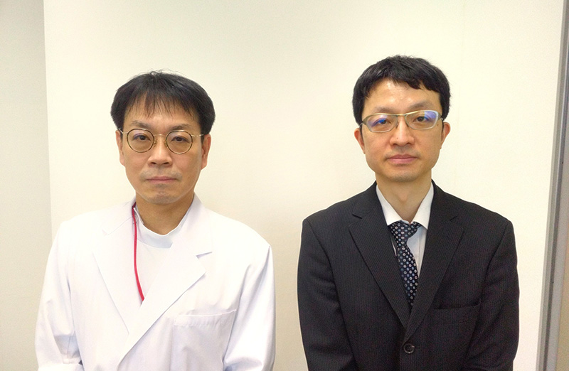 写真左： 橋本 直方 先生
写真右：中村 呼吸器外科部長
