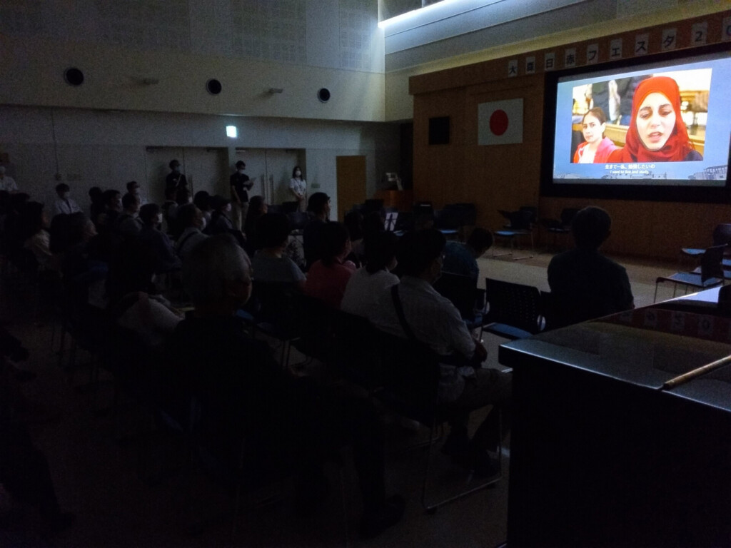【パビリオン映像の上映会も満席に。皆さんの真剣な眼差しが印象的でした。】